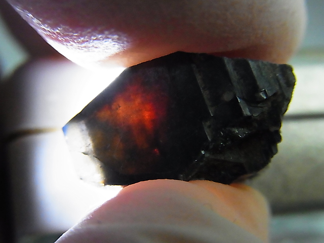 画像: ノルウェー産アナテース原石結晶（レッド透過） 3.4g