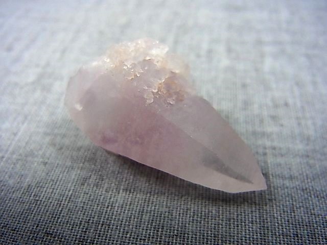 画像: 福島県南会津郡舘岩産紫水晶(アメジスト/テッシンハビット型)ポイント 10.3g