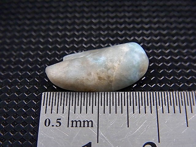 画像: 糸魚川入りコン沢産青ひすい原石 1.6g