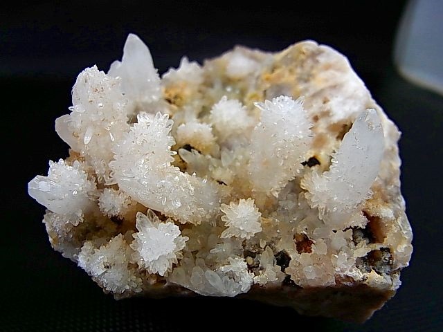 画像: キャビネットサイズ：栃木県日光戦場ヶ原産水晶クラスター 749.3g