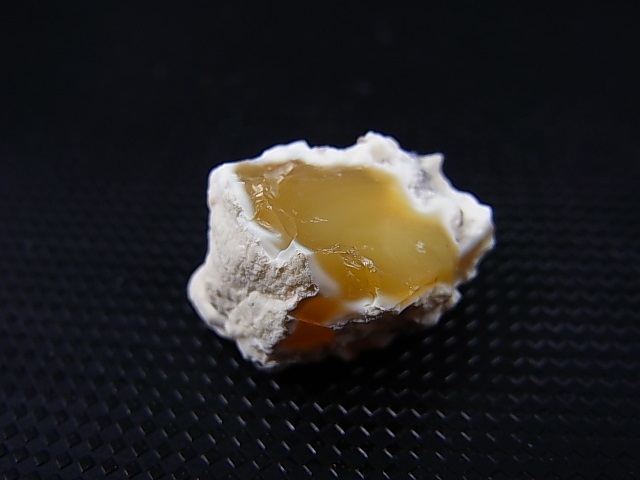 画像: 北海道上藻別産イエローオパール原石 4.4g