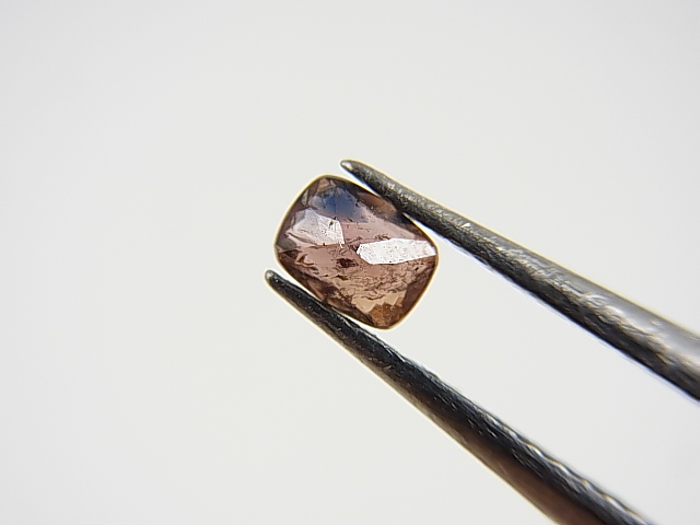 画像: パキスタン産アキシナイト・ルース 0.2カラット