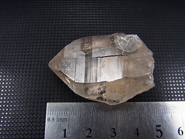 画像: ガネーシュヒマール・ラパ産ウォータークリア水晶ポイント 34.5g