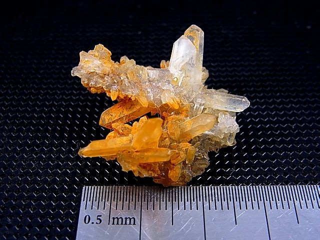 画像: メキシコ産日本式双晶水晶クラスター（V字型） 6.7g