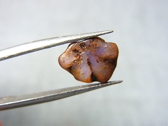 画像: ベトナムLuc Yen産トラピチェ結晶原石（自然研磨サファイア） 3.6カラット