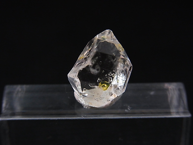 画像1: ニューヨーク・ハーキマーダイヤモンド（水晶）ＤＴポイント（蛍光オイル入り） 0.7g