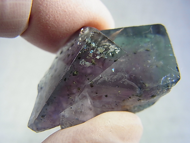 画像1: ナイジェリア産強蛍光フローライト原石 17.9g