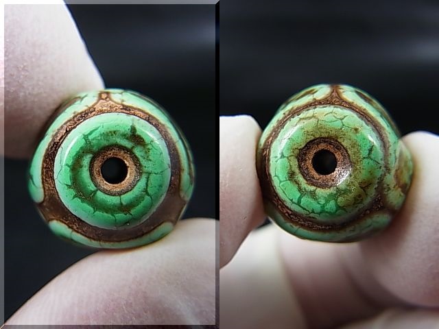 画像: ヴィンテージ：「雪域天珠：老緑色亀甲」西蔵（チベット）天珠 直径約15×13mm