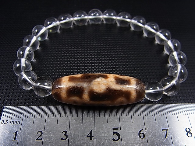 画像: 「九眼」（右下がり/ドラゴンライン入り）現代天珠/K2カラコルム・クリアクオーツ/オリジナルブレスレット 内寸：約17cm