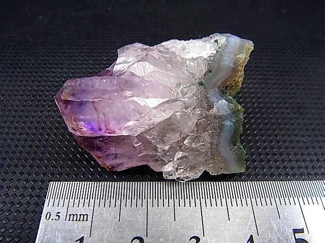 画像: ベトナムYen Bai産アメジスト原石 27.2g