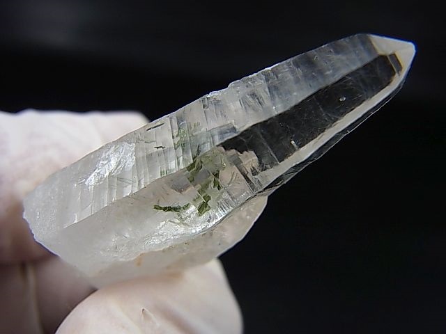 画像: 山梨県水晶峠産クリア水晶ポイント（連晶） 11.3g