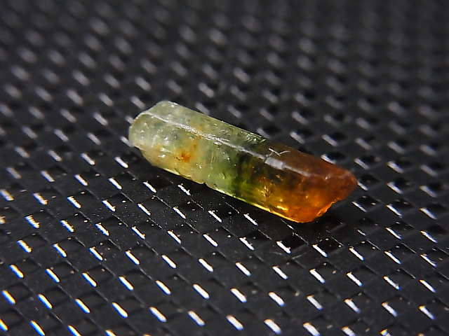 画像2: ベトナムMinh Tien産バイカラートルマリン（オレンジ/グリーン）結晶原石 1.1カラット