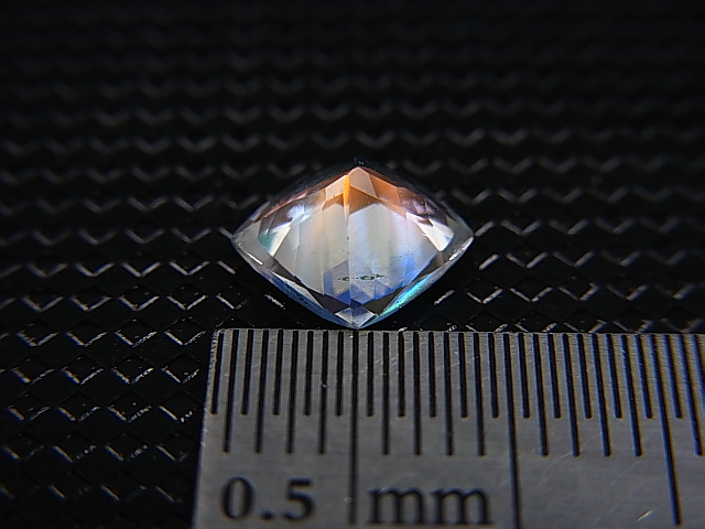 画像: レアカラー：ピンク/オレンジ/ブルーシラームーンストーン（ラブラドライト）・ルース 1.2カラット