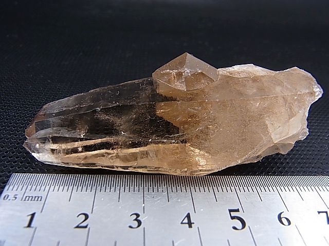 画像: スカルドゥ産スモーキークオーツ（タントリックツイン/貫入り） 46.2g