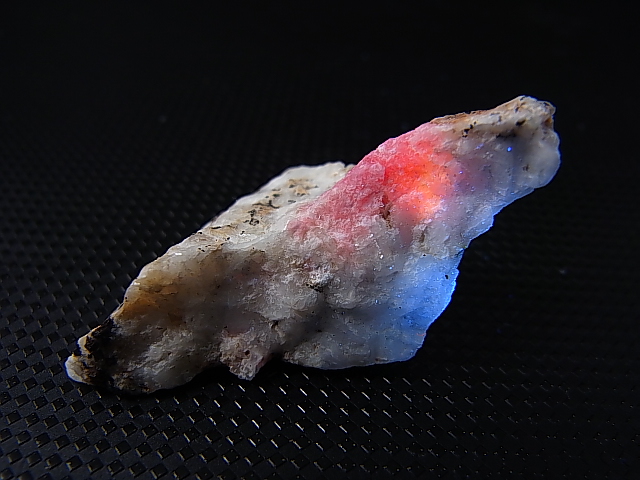 画像: ツグツパイト（タグトゥパイト）原石 9.8g