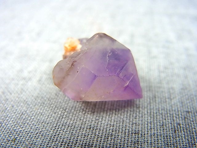 画像: ミャンマー・モゴック産ラベンダーアメジスト原石（エレスチャル/セプター） 3.9g