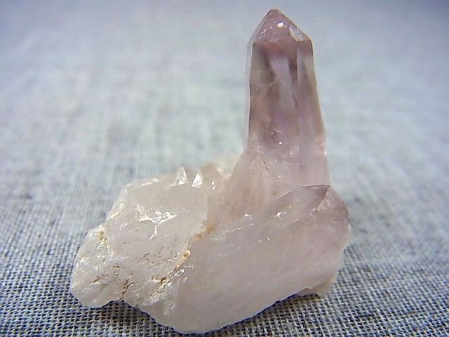 画像: 福島県南会津郡舘岩産紫水晶(アメジスト)ポイント（連晶） 7.3g