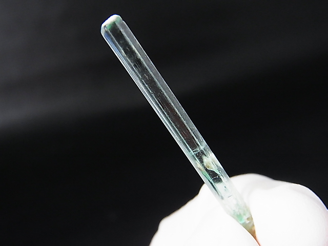 画像: ナイジェリア産アクアマリン柱状結晶 4.7カラット