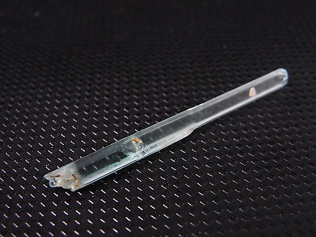 画像: ナイジェリア産アクアマリン柱状結晶 4.4カラット