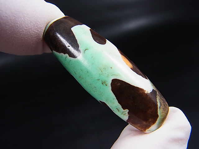 画像: ヴィンテージ：「雪域天珠：老緑色金銭鉤」西蔵（チベット）天珠 直径約13.5×37.5mm