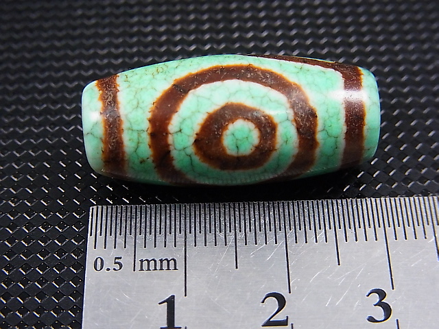 画像: ヴィンテージ：「雪域天珠：老緑色一眼山水」西蔵（チベット）天珠 直径約13×29mm