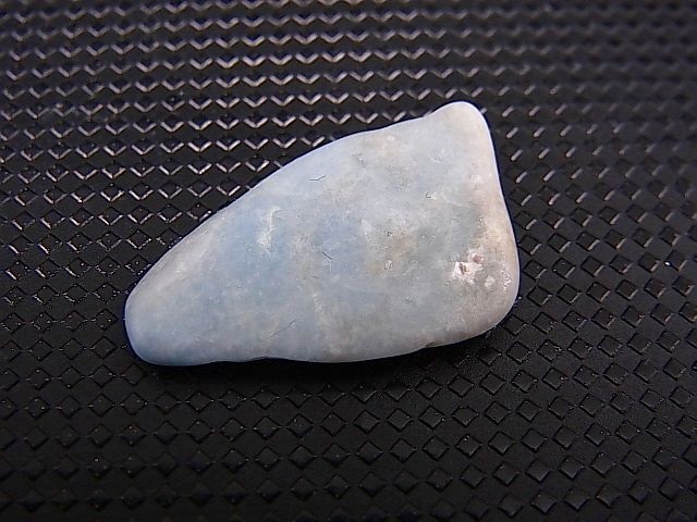 画像: 糸魚川入りコン沢産青ひすい原石（透過性あり） 2.0g