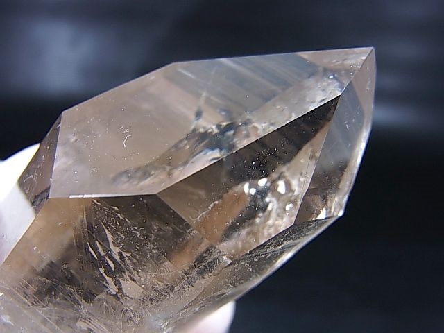 画像2: ノルウェー産ウォータークリア・ライトスモーキークオーツ 94.3g