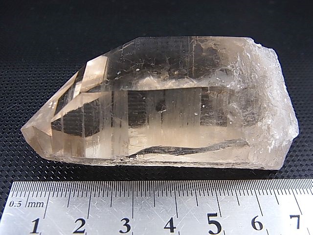 画像: ノルウェー産ウォータークリア・ライトスモーキークオーツ 94.3g