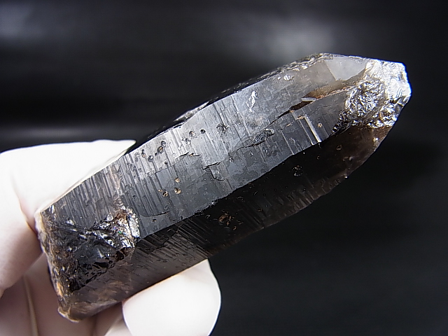 画像: ノルウェー産スモーキークオーツ（ケアンゴーム）原石（氷長石付き） 76.6g