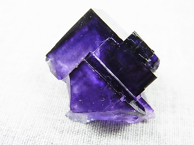 画像: 新疆ウイグル自治区産パープルフローライト原石（赤蛍光） 21.7g