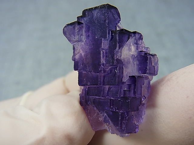 画像: 新疆ウイグル自治区産パープルフローライト原石 14.3g