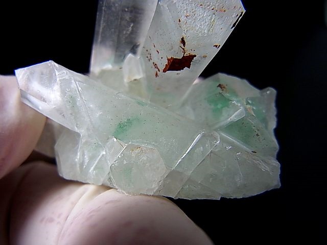 画像: マダガスカル産フックサイトイン水晶クラスター（グリーンファントム） 30.6g