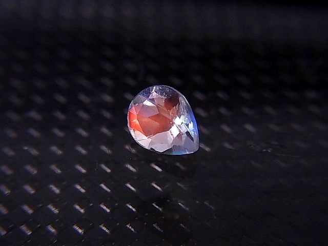 画像1: レアカラー：ピンク/オレンジ/ブルーシラームーンストーン（ラブラドライト）・ルース 0.3カラット