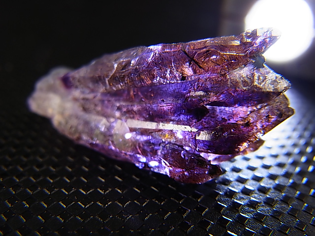 画像: タンザニア・マヘンゲ産アメジスト原石 4.3g