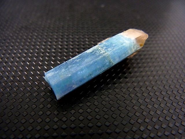 画像: ベトナム・タインホア産アクアマリン付きスモーキー水晶 2.2g