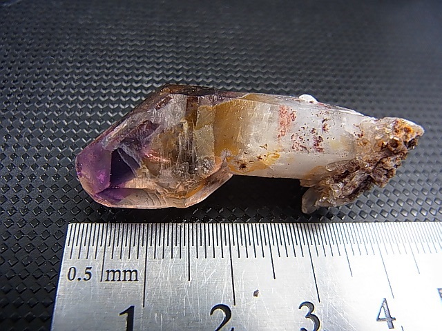 画像: タンザニア・モンドヴィレッジ産エレスチャルアメジスト原石（セプター） 8.2g