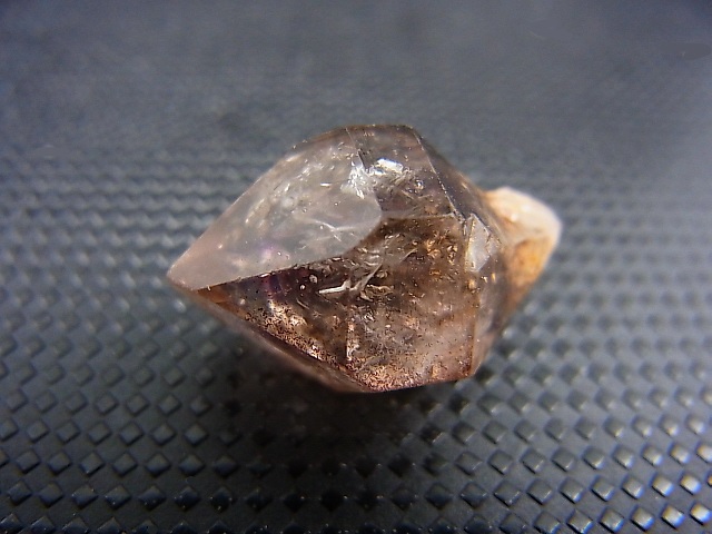 画像: タンザニア・モンドヴィレッジ産エレスチャルアメジスト原石（セプター/水入り） 3.4g