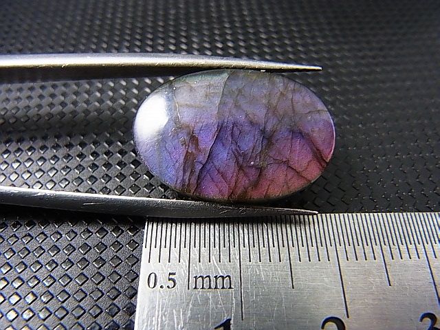 画像: レアカラー：ピンク/パープルシラーラブラドライト研磨タンブル 2.3g