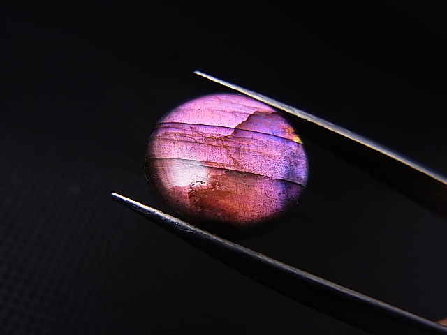 画像2: レアカラー：ピンク/パープルシラーラブラドライト研磨タンブル 1.2g