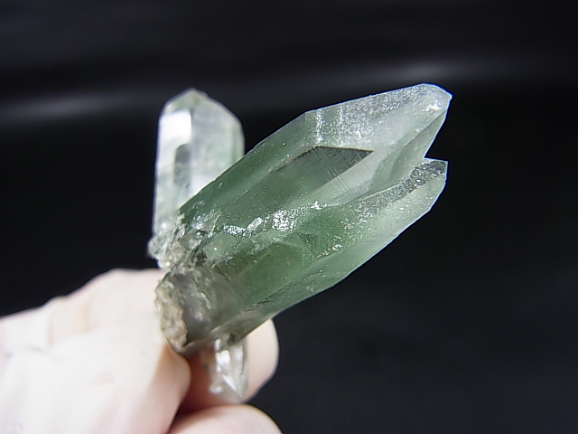 画像: インド・マニハール産クリア水晶（連晶/貫入り/クローライト入り） 12.3g