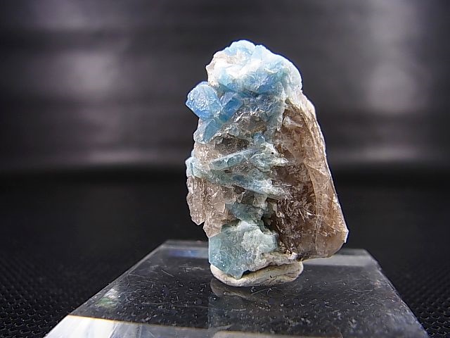 画像: ベトナム・タインホア産アクアマリン付きスモーキー水晶 9.4g