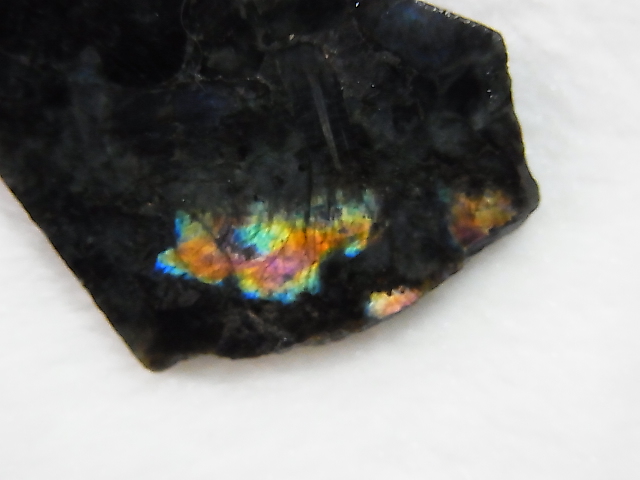 画像: フィンランド・ユレマー産スペクトロライト（パープルヴィオラミックス）ハイパースシーン入り研磨スライス 9.4g