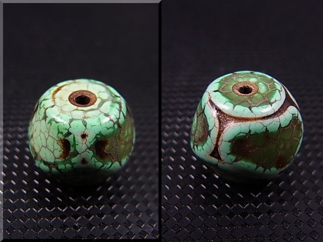 画像: ヴィンテージ：「雪域天珠：老緑色亀甲」西蔵（チベット）天珠 直径約15×13mm