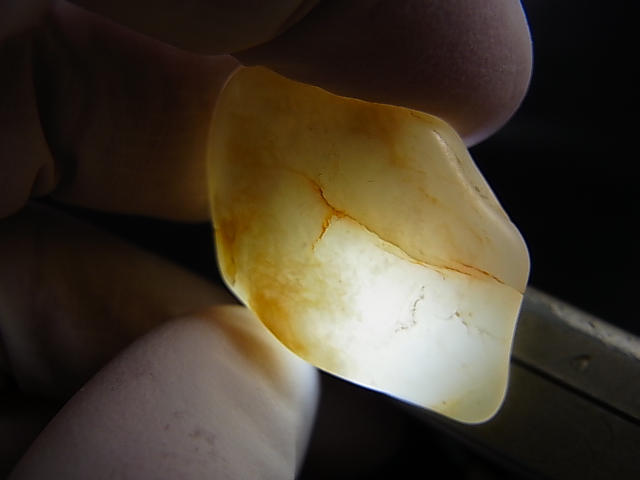 画像2: 和田玉（ホータンぎょく）「無漂白/無着色・白」原石 13.5g