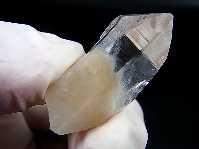 画像2: 山梨県乙女鉱山産ウォータークリア水晶ポイント 9.1g