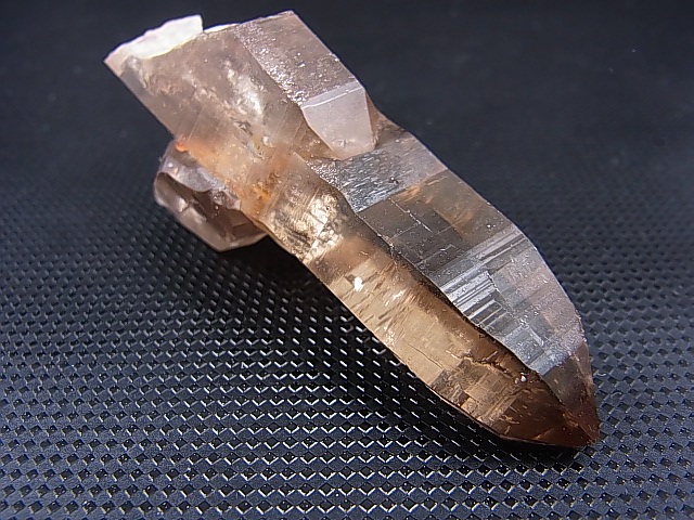 画像: スカルドゥ産スモーキークオーツ 46.6g