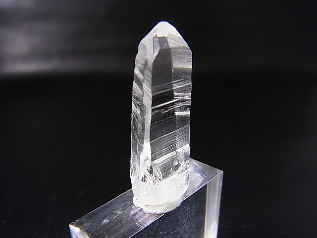 画像: スウェーデン・イェムトランド産ウォータークリア水晶ポイント 4.1g