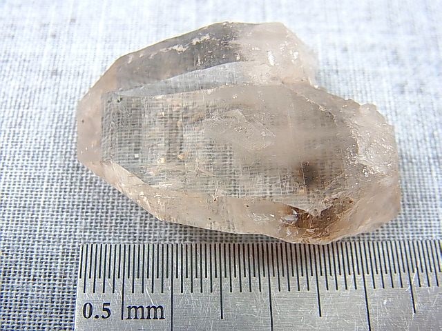 画像: 山梨県水晶峠産クリア水晶ポイント（タビー型/ホットスポット付き） 14.6g