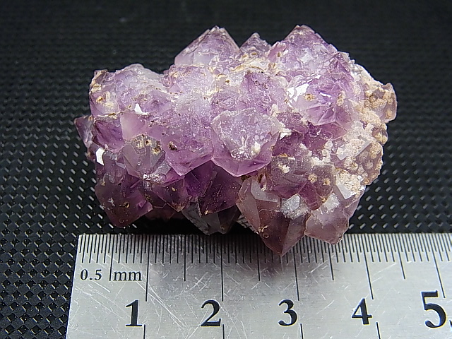 画像: スウェーデン・ヴェストマンランド産アメジスト原石クラスター 41.6g