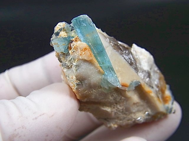 画像: ベトナム・タインホア産アクアマリン付きスモーキー水晶 35.0g